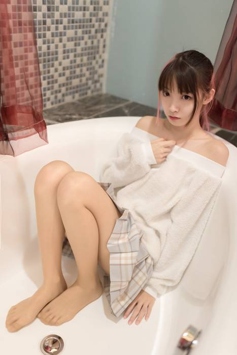 [风之领域美腿丝袜写真]ID0019 NO.020 富贵少女肉丝