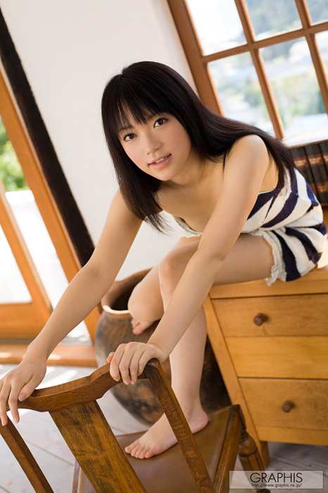 Graphis套图ID0590 2008-12-26 [First Gravure] Nazuna Otoi