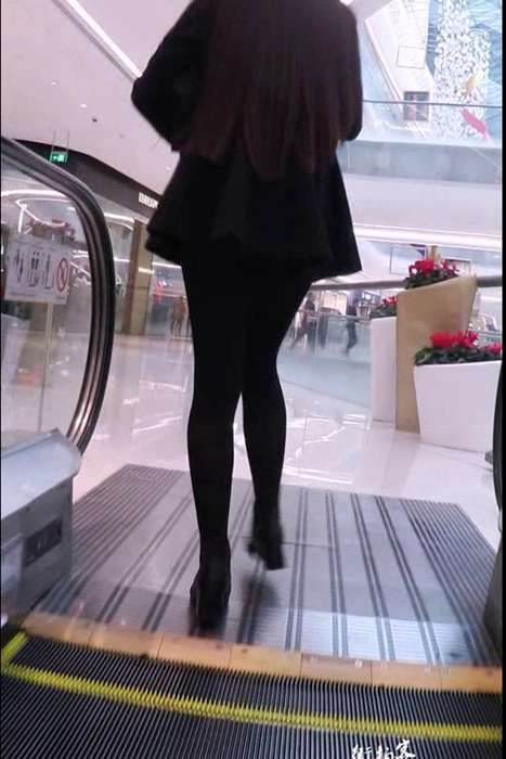 [街拍客视频]jx0450 极品黑丝短裙气质美女