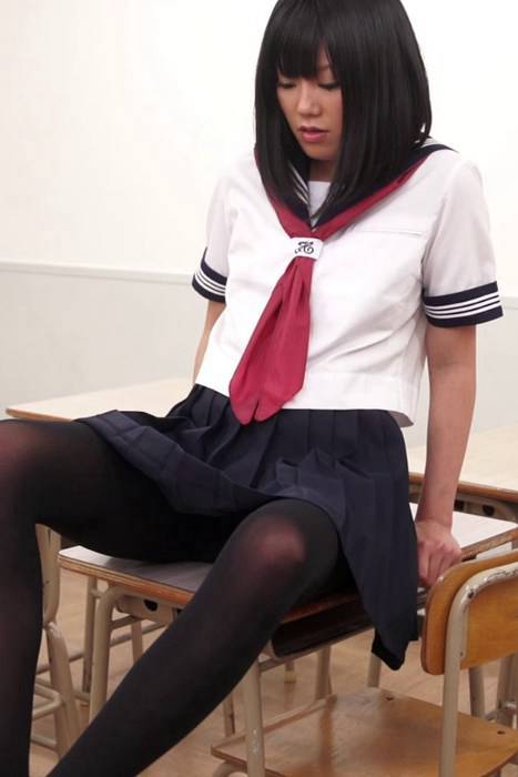 黑丝学生妹子[legsjapan视频太诱人了]ID0078 UtaKoha