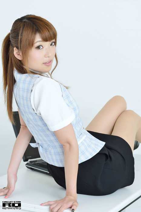 RQ-STAR写真NO.0827 Yoshika Tsujii 辻井美香 Office Lady