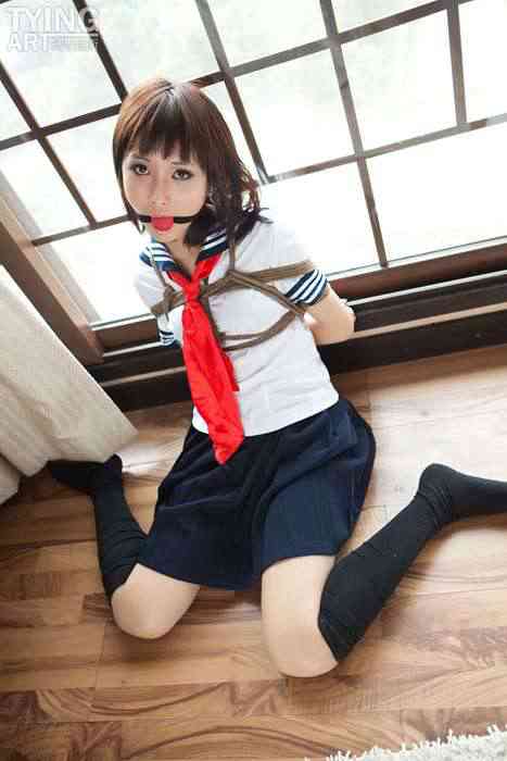 [Taboo love禁忌摄影]No.092 OL & School Girl 2 [38Pics]