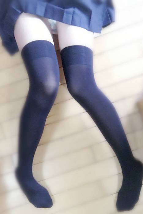 [萝莉液液酱YeYe写真]ID0018 JK制服--性感提示：浪漫