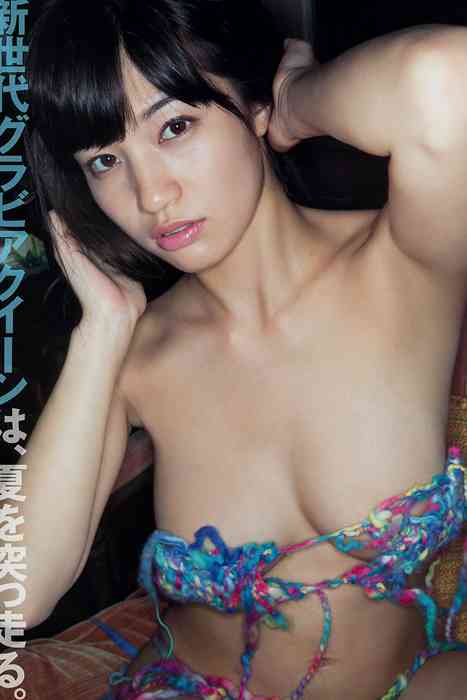 [young magazine性感写真杂志]ID0086 2015.08 No.37-38 石原さとみ 高崎聖子 [10P6.3M]